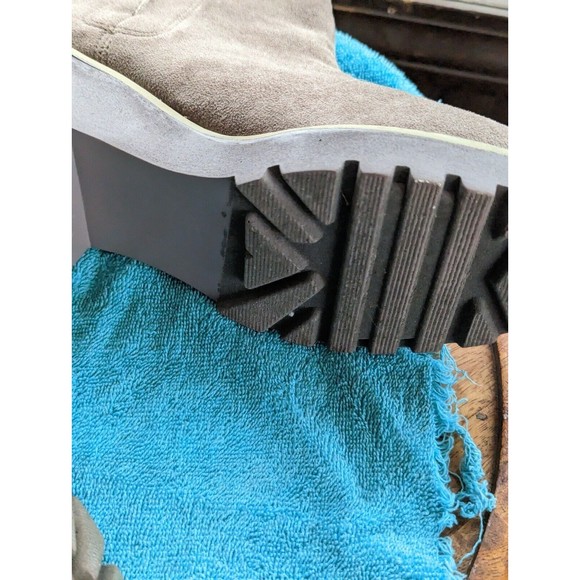 NWOT Hey Girl Pull On Tan Faux Suede Boots Sz 11 - Picture 5 of 8